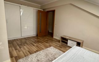 Vanzare apartament 4 camere, zona Grand Hotel Italia - Poză 5
