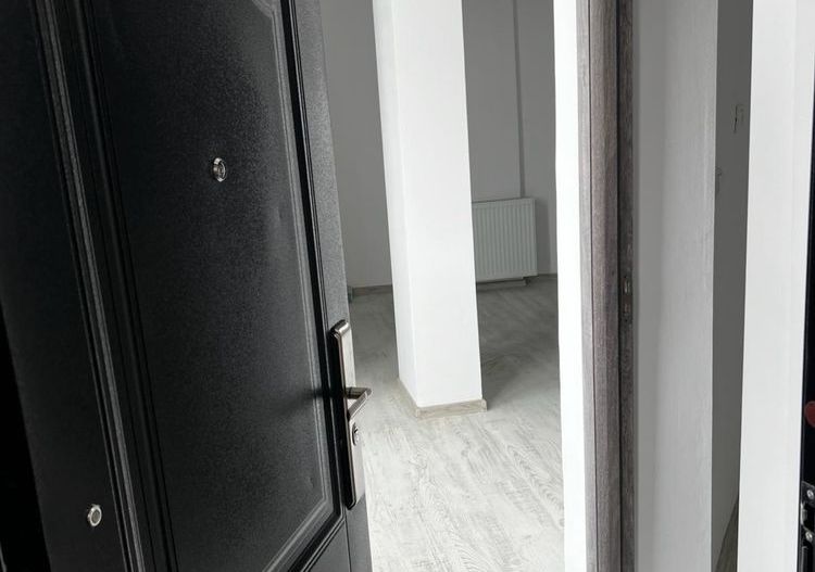 Apartament 2 camere De inchiriat zona magheru piata romana - Poză 8