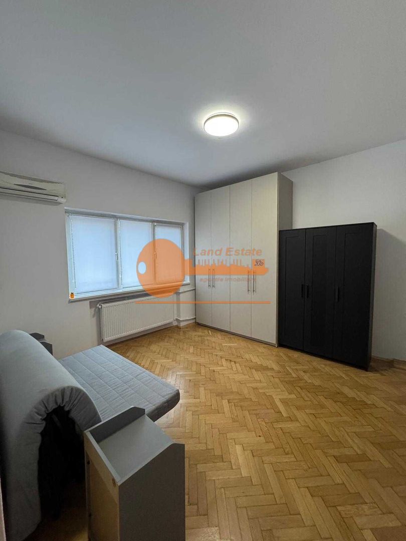 Închiriere apartament 3 camere 2 băi Universitate - Poză 1