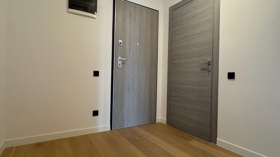 3 camere PREMIUM| 99.7 MP + 9.35 MP terasa - Poză 17