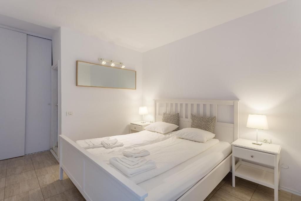 Vila turistica cu 50 camere de vanzare in 2 Mai/Constanta - Poză 4