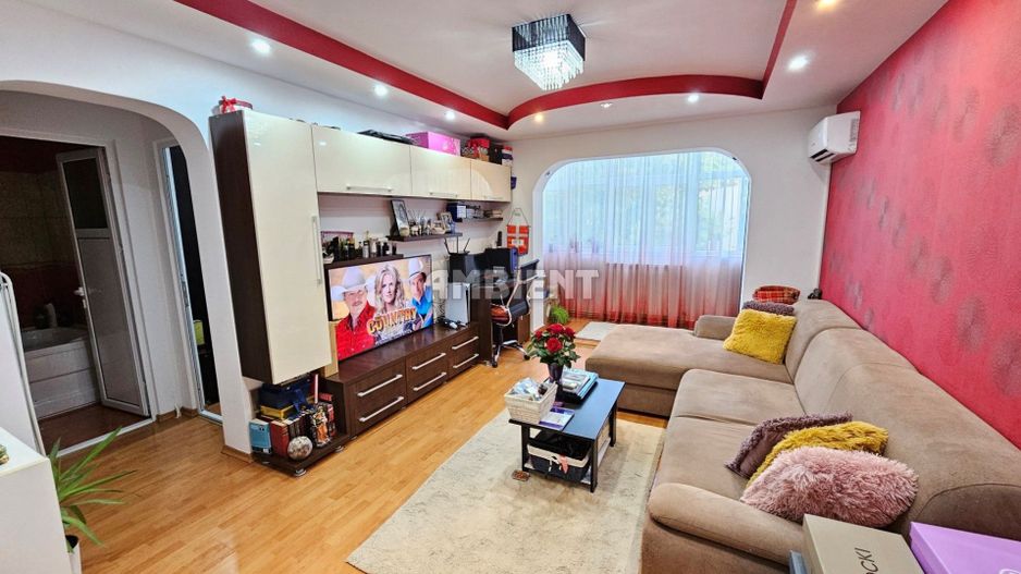 Apartament 2 camere, etaj 1, mobilat și utilat, zona CENTRU; - Poză 1