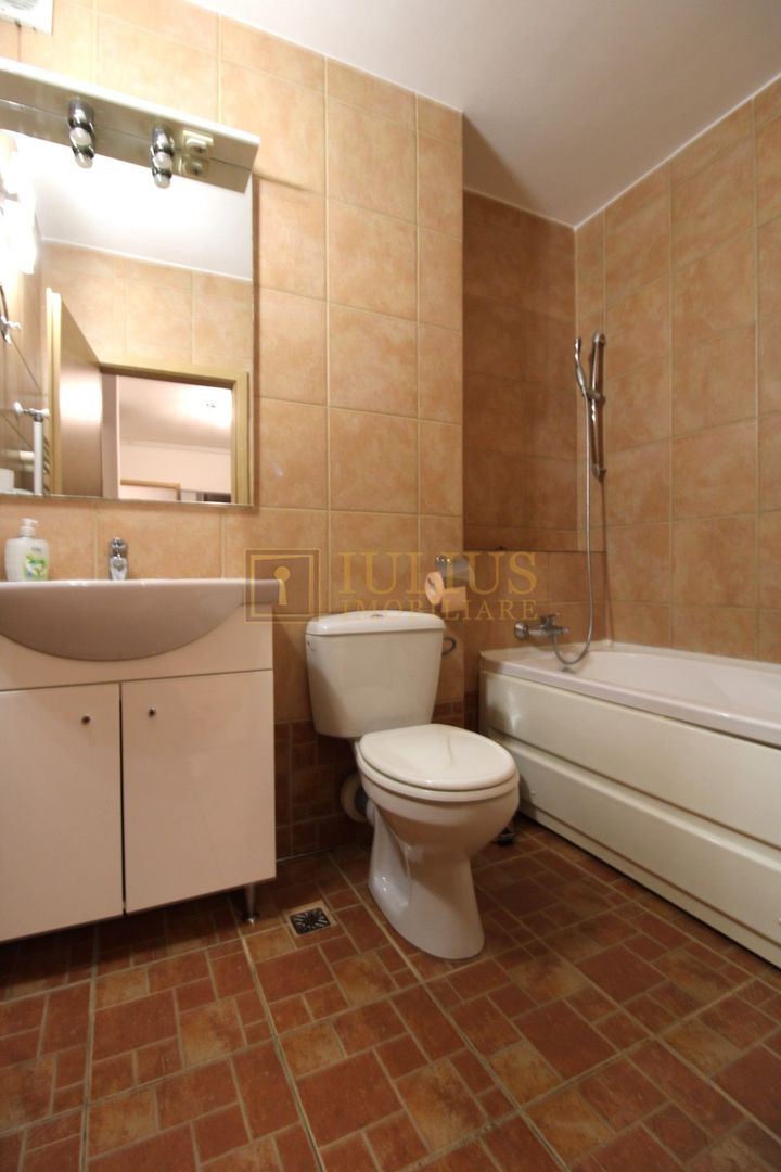 Aradului -2 camere, centrala proprie, loc de parcare - Poză 9