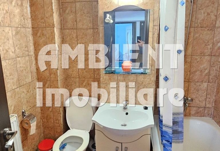 Apartament 2 camere decomandate, zona CENTRU. - Poză 4
