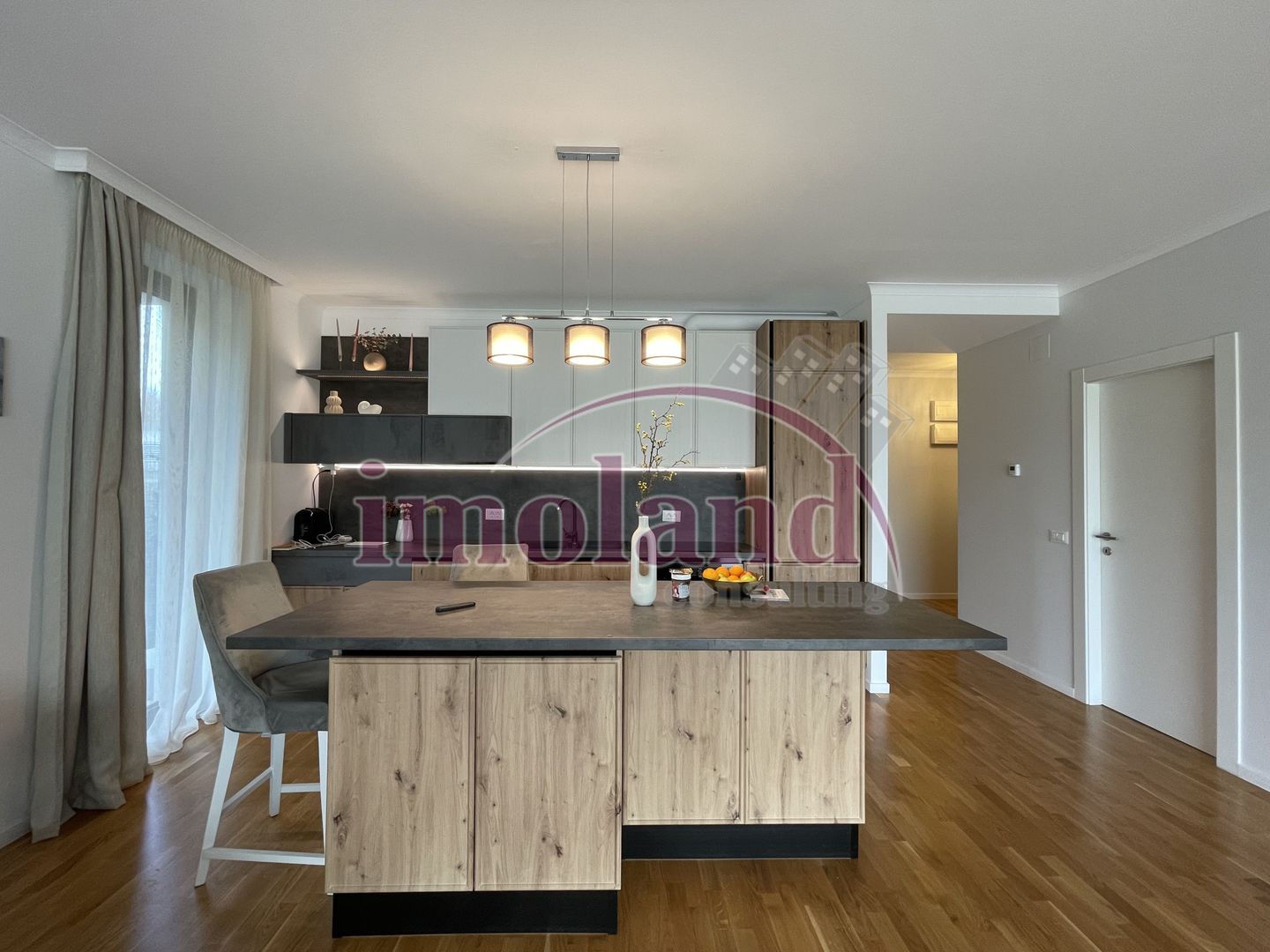 Vanzare apartament 4 cam 113 mp | 2 curti 180 mp | complet mobilat | Baneasa - Poză 4