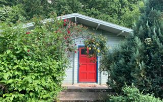 English garden, Sabareni padurea Cereanca - Poză 1