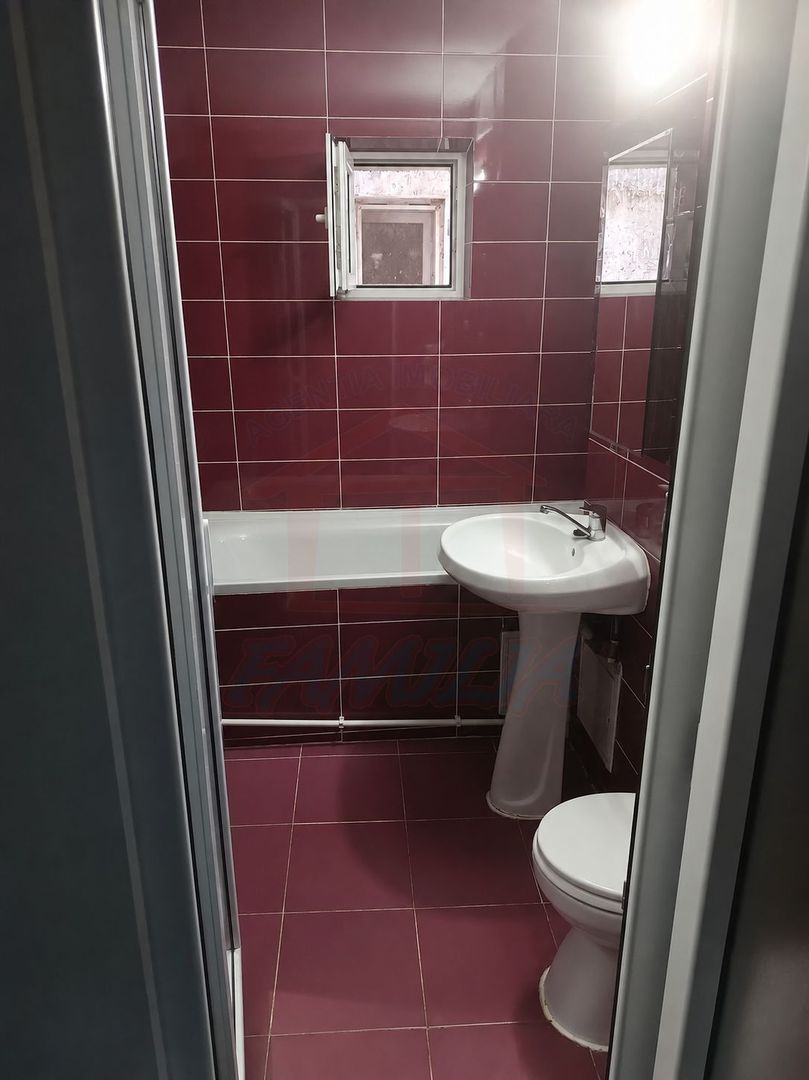 Apartament luminos cu 2 camere decomandate, 50 mp, Micro 16 – 65.000 € - Poză 1