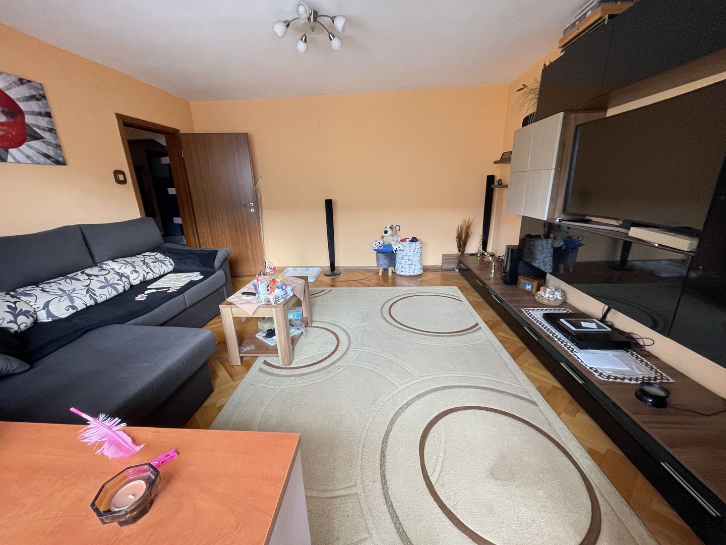 Apartament cu trei camere -zona Matei Basarab - Poză 1