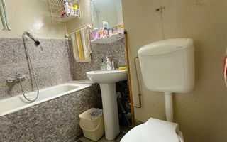 Garsonieră de vânzare în Bd. Victoriei cu vedere spre Tampa - Poză 6