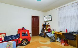Apartament  2 camere la curte comună - Poză 5