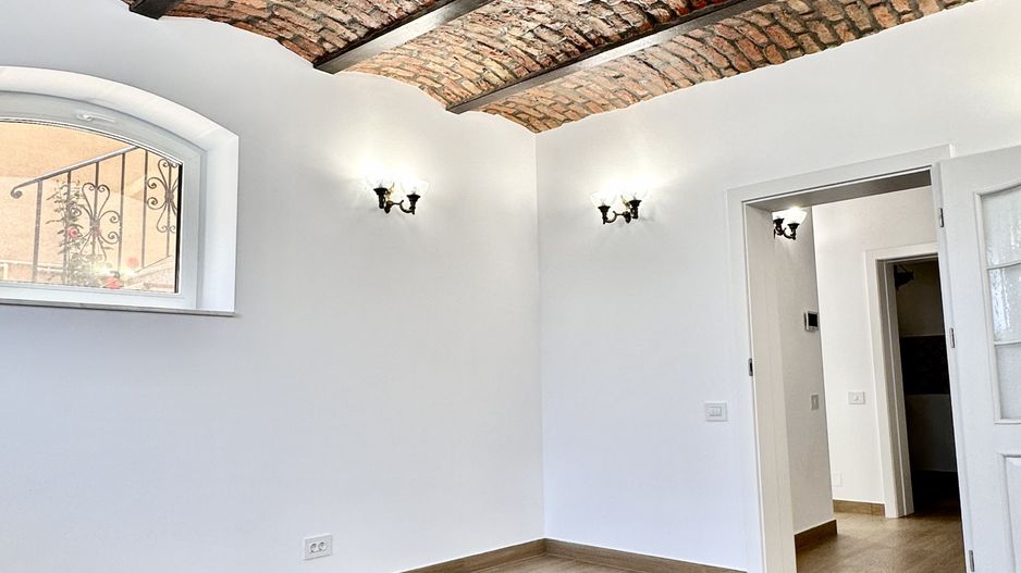 Casa de inchiriat, 3 camere, 3 bai, renovata, prima inchiriere. - Poză 6