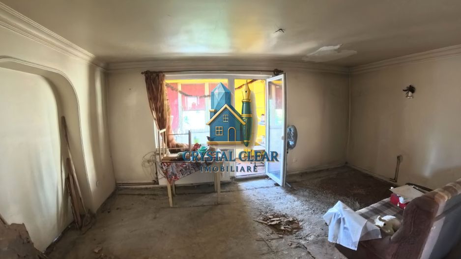Apartament cu 4 camere - cartierul Dâmbu Pietros, str. Parângului - Poză 5