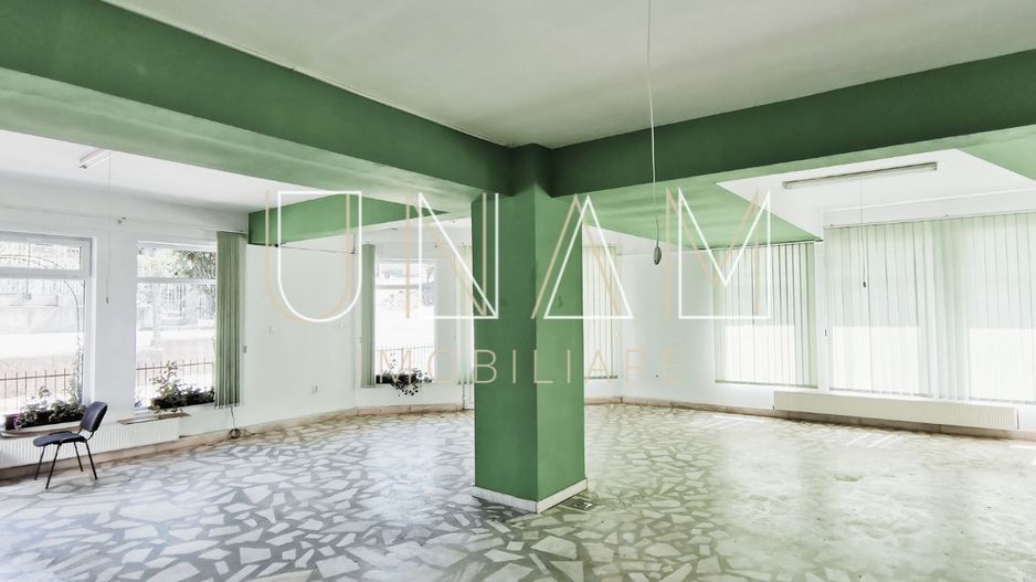 O proprietate Multiple Posibilități VANZARE sau INCHIRIERE - Poză 6