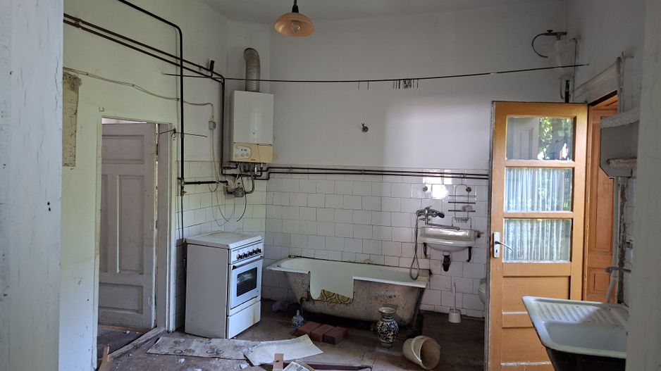 BRASADAS vinde casa cu 3 camere - Poză 1