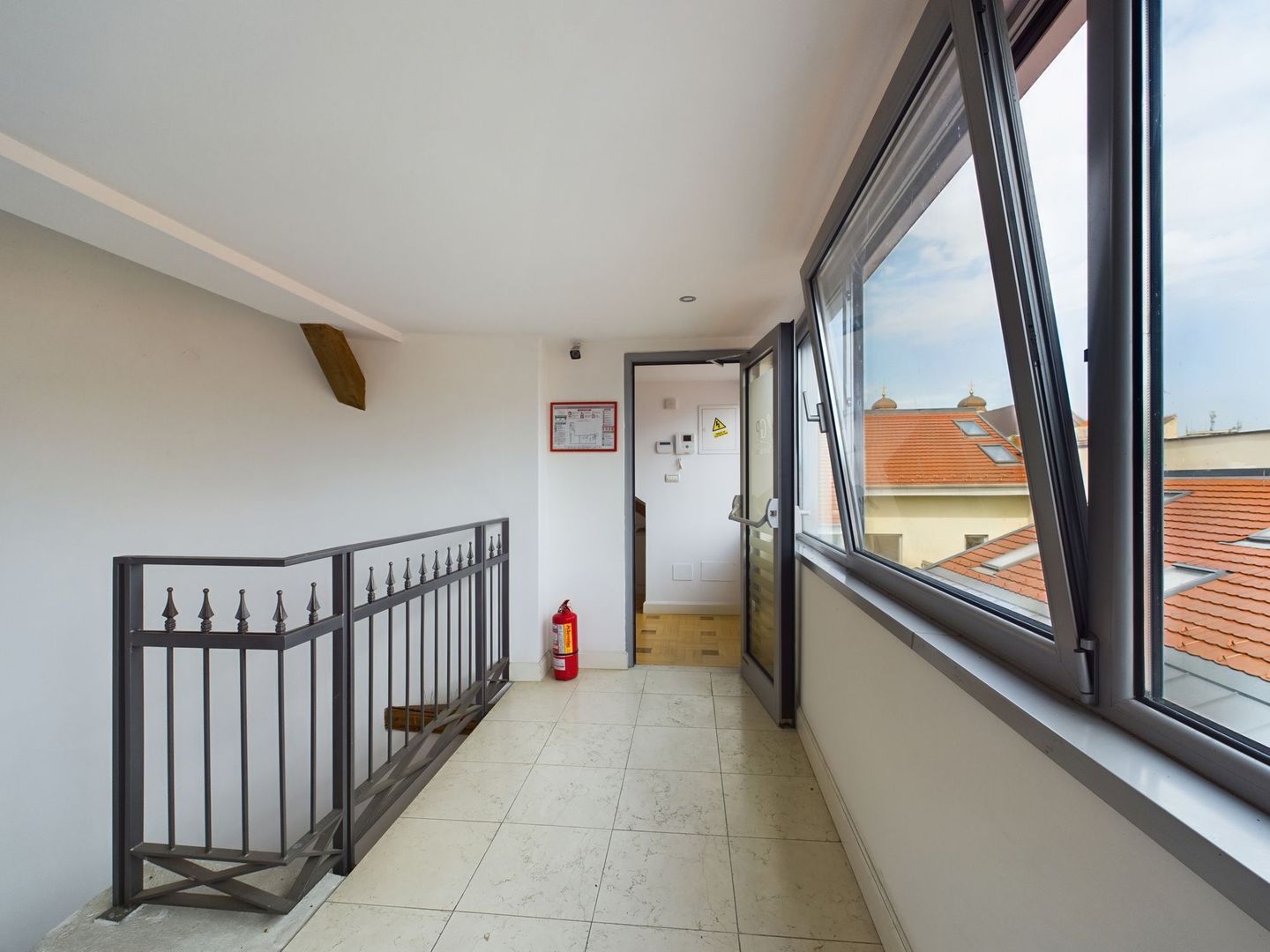 Spații de birouri lângă Tribunal - Poză 12