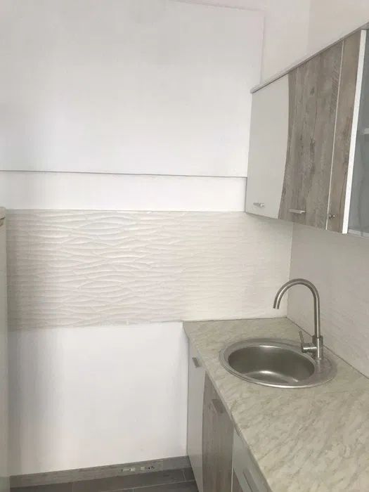 APARTAMENT 2 CAMERE 1 MAI METROU - Poză 3