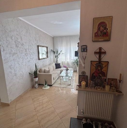 Apartament la cheie, mobilat, utilat, parcare inclusă. Mutare imediată - Poză 3