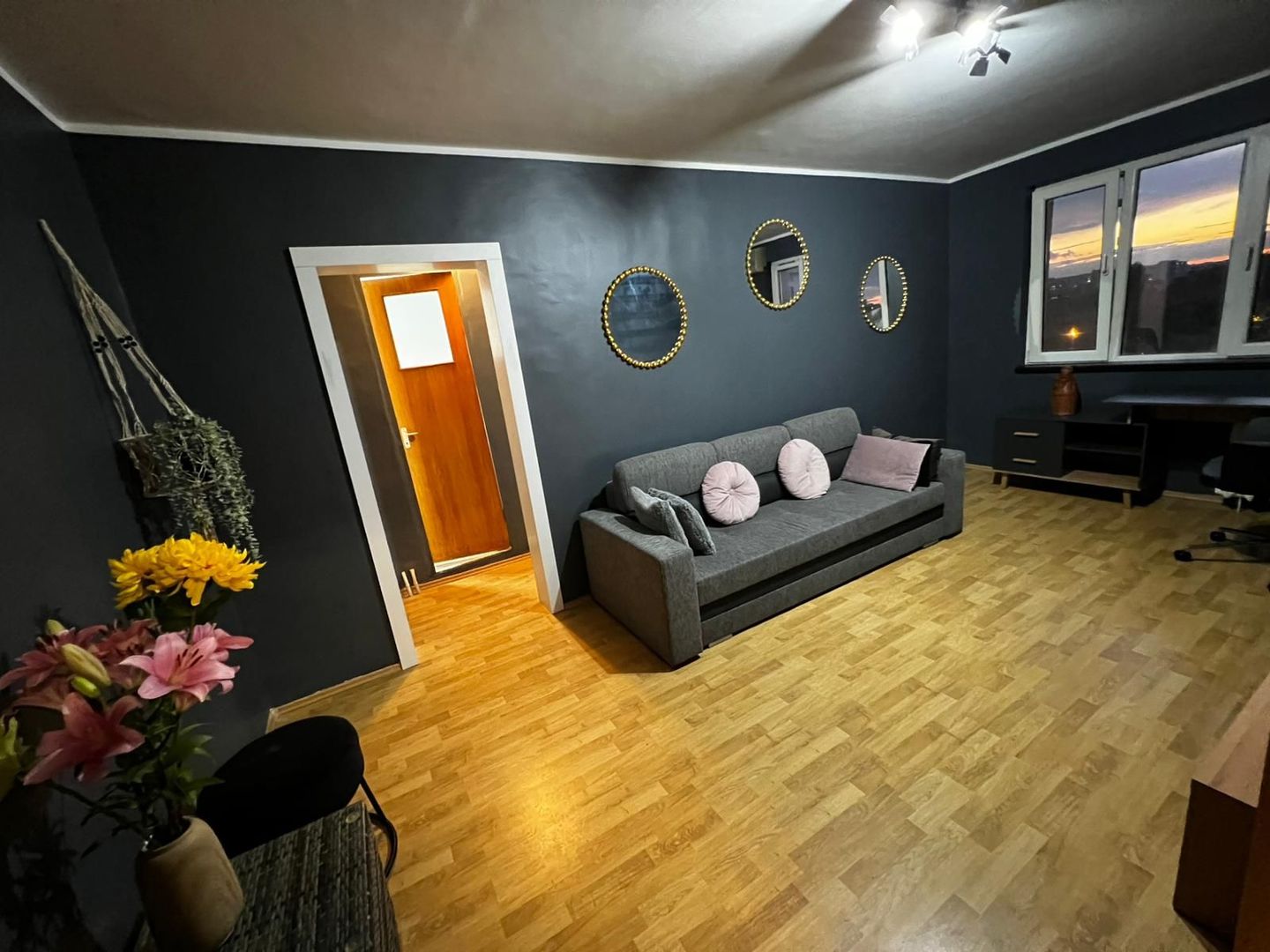 Apartament 3 camere de vanzare - Metrou Nicolae Grigorescu - Ocazie - Poză 2