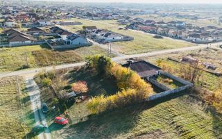 Teren intravilan imprejmuit, vegetatie matura 1200mp Sag Manastire - Poză 3