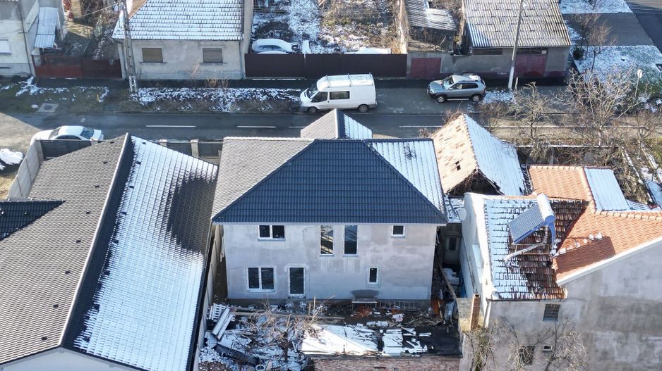 Casă cu teren în Gai - Poză 6