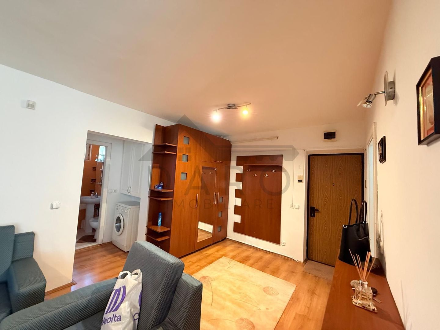 Închiriez apartament cu 2 camere in Tg Mureș, zonă centrală - Poză 6