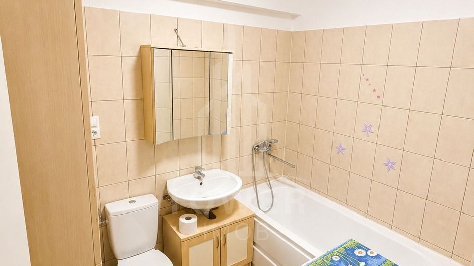 Apartament de închiriat – 3 camere, 2 băi, 72 mp - Poză 17