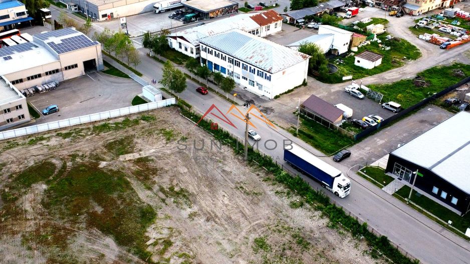 Teren intravilan 9600 m2, central, zona comerciala, Campina, Prahova - Poză 4