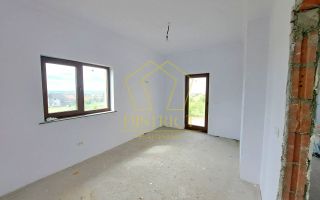 Duplex cu 5 camere, bucatarie inchisa, la cheie | Giarmata Mare - Poză 9