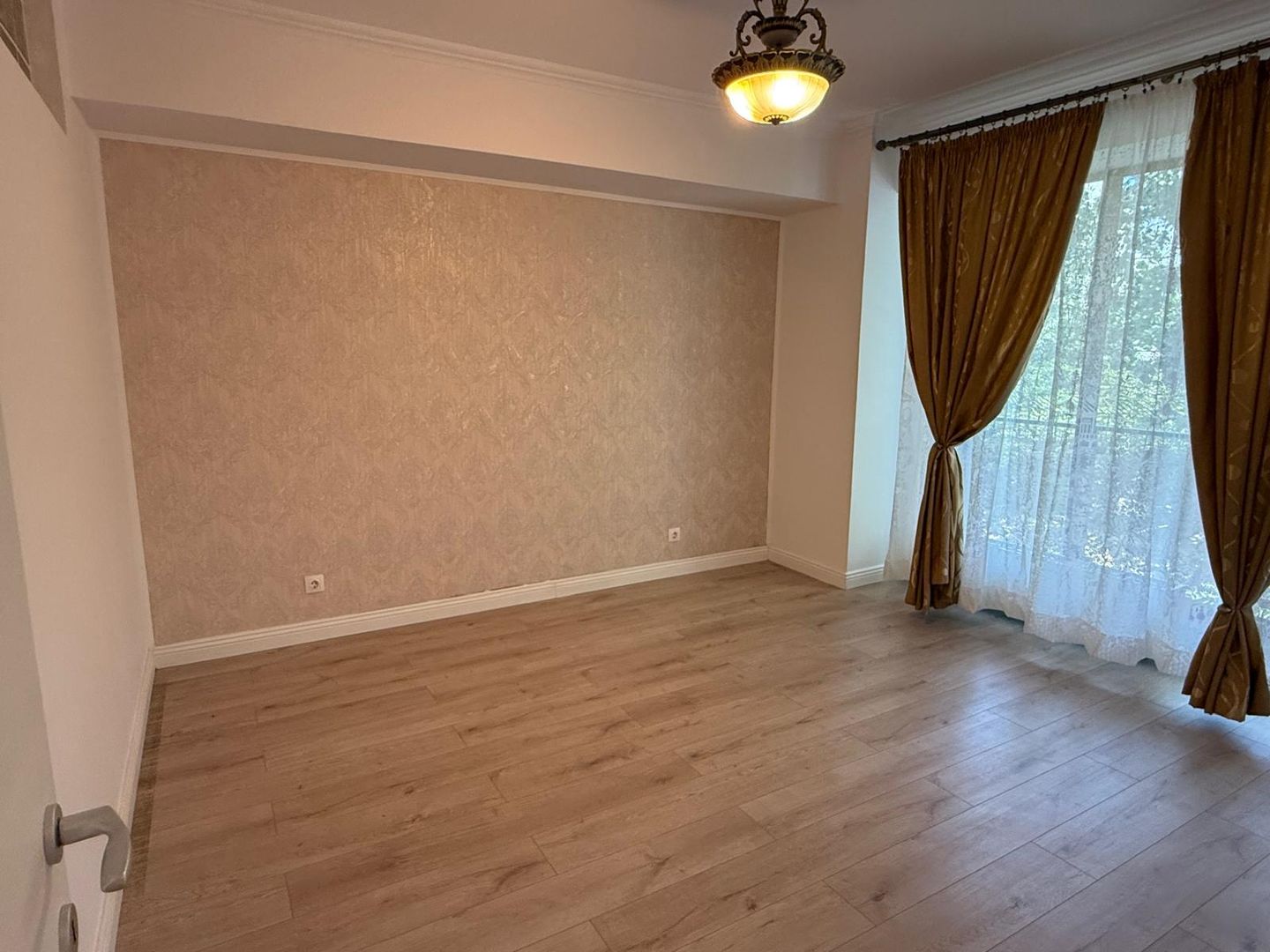 INCHIRIERE Apartament cu 3 camere in zona Aviatiei - Poză 20