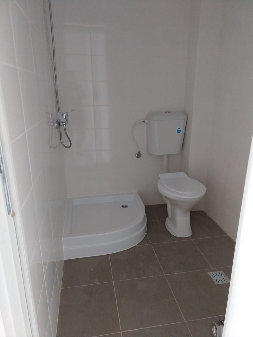 Camin de nefamilisti 98 camere Ploiesti Mihai Bravu - renovat - mobilat - utilat - Poză 12