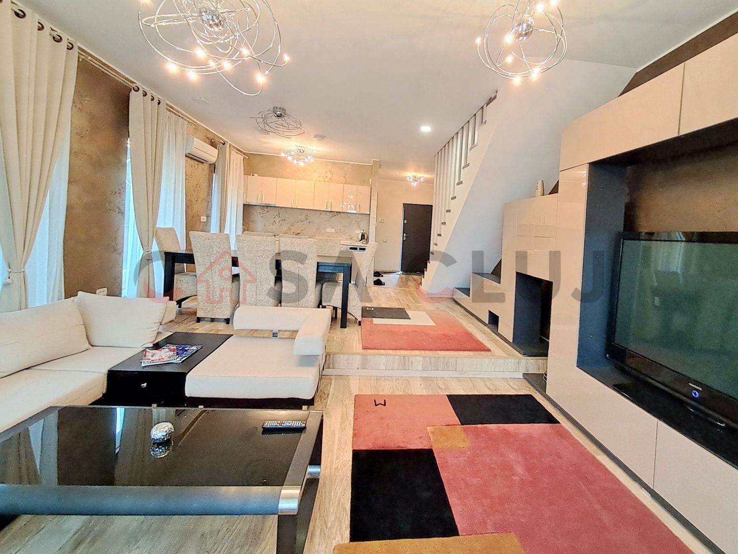 Duplex  La Cheie, 4 camere, 170 mp utili –Cartierul Europa!! - Poză 2