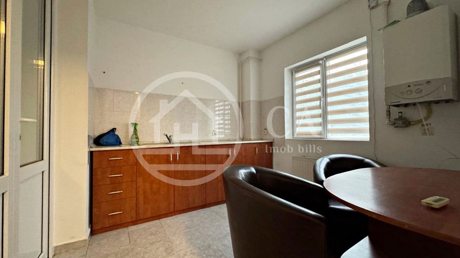 Casă de închiriat cu 4 camere în Cartierul Europa, Oradea - Poză 9