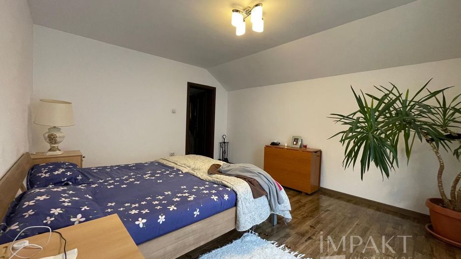 Casa  cu 4 Camere si Garaj in Cartierul Someseni, Cluj-Napoca - Poză 18