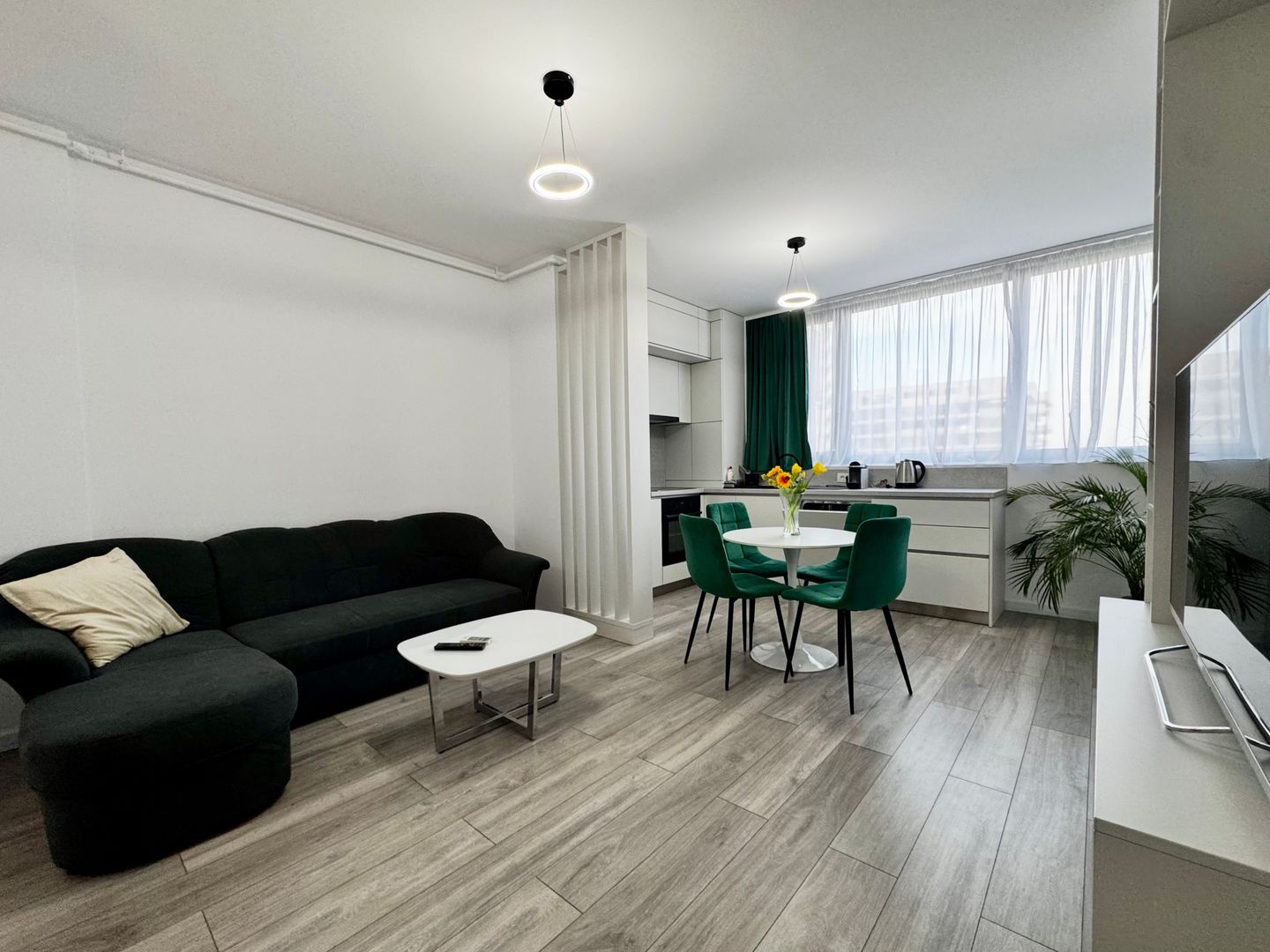 Apartament 2 camere în XCITY TOWER – vibrant, ideal pentru investiție - Poză 4