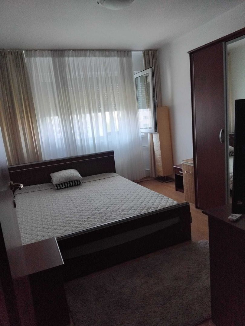 Închiriere Apartament cu 2 camere, 2 parcări incluse, ParkLake - Poză 3