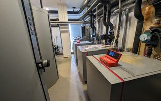 Hala cu teren generos langa acces A1 - Poză 15