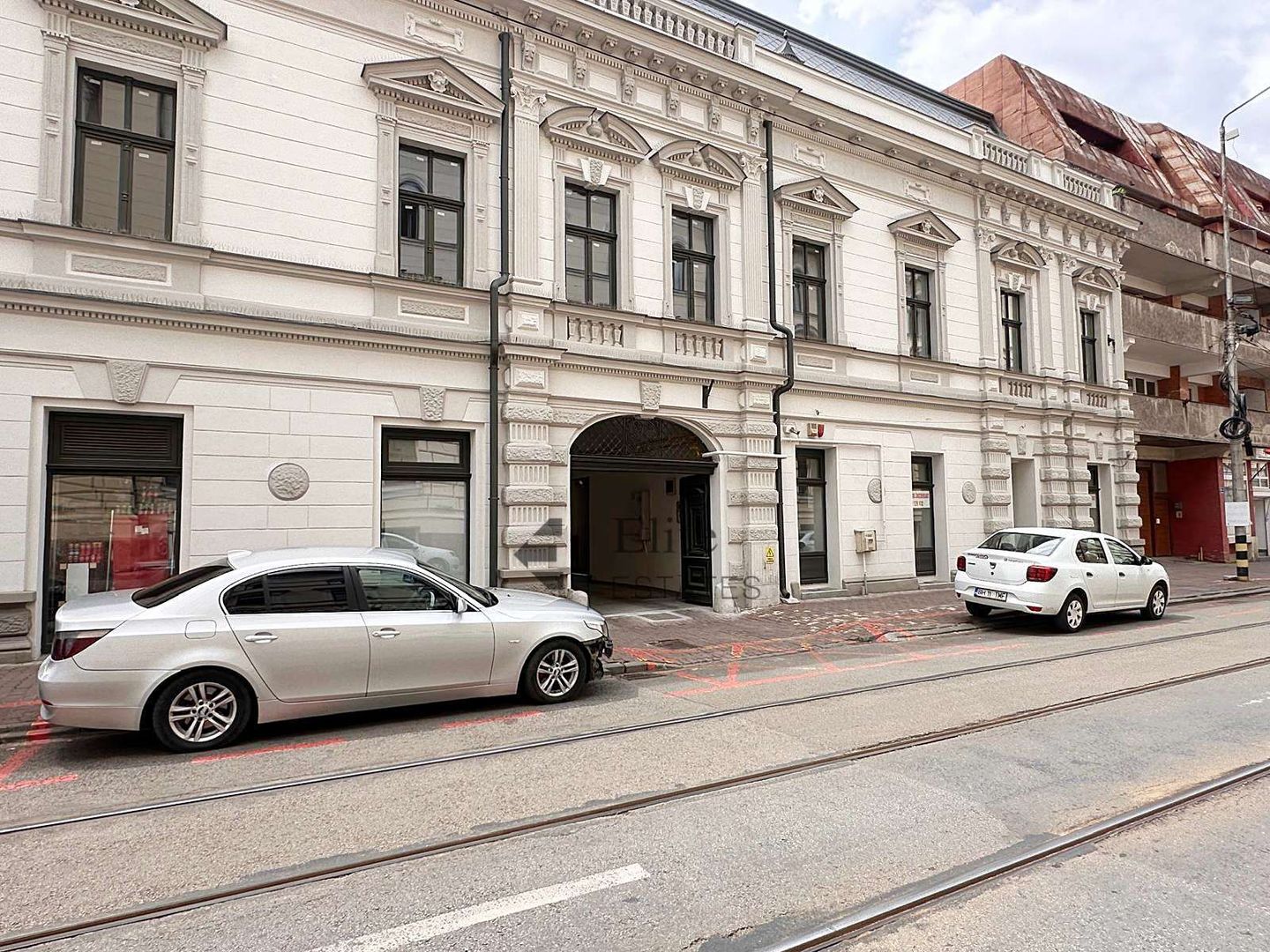 Spatiu pentru birouri ultracentral de inchiriat in Oradea - Poză 2