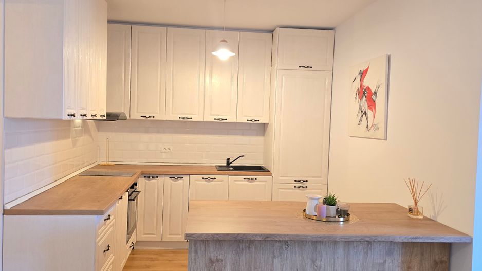 Apartament premium de închiriat în City Center Reșița - Poză 2