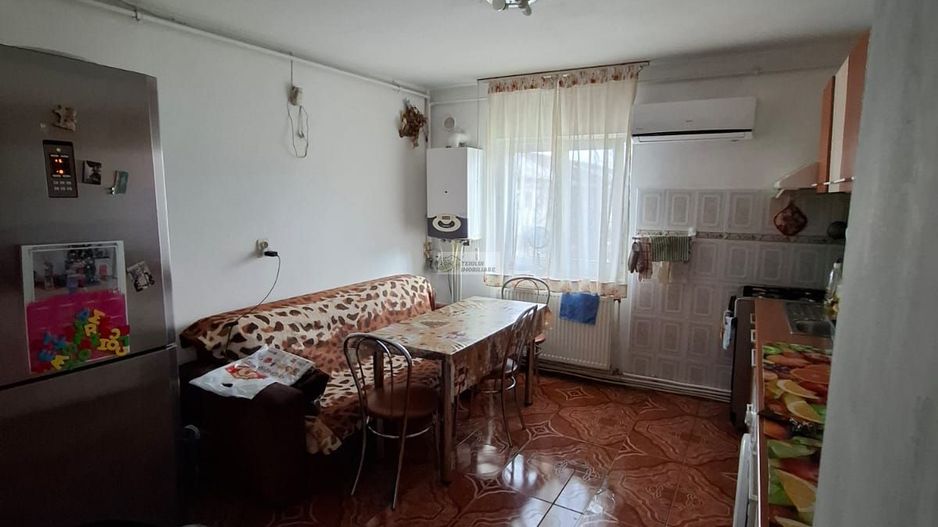 Apartament 4 camere/Longinescu/85mp/et 3/3-70.000  euro - Poză 10