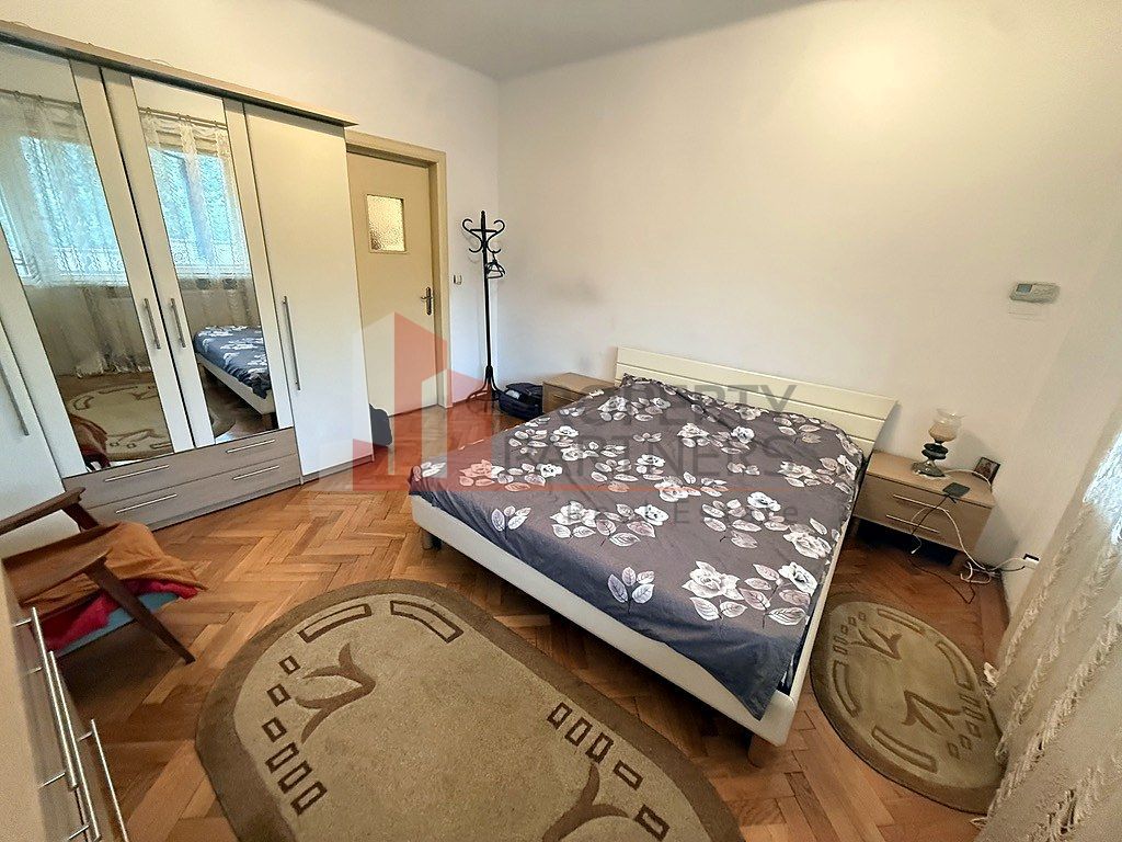 Apartament 3 camere, Bd. Carol I, vizavi de Hotel Montana, centrul Sinaiei - Poză 6