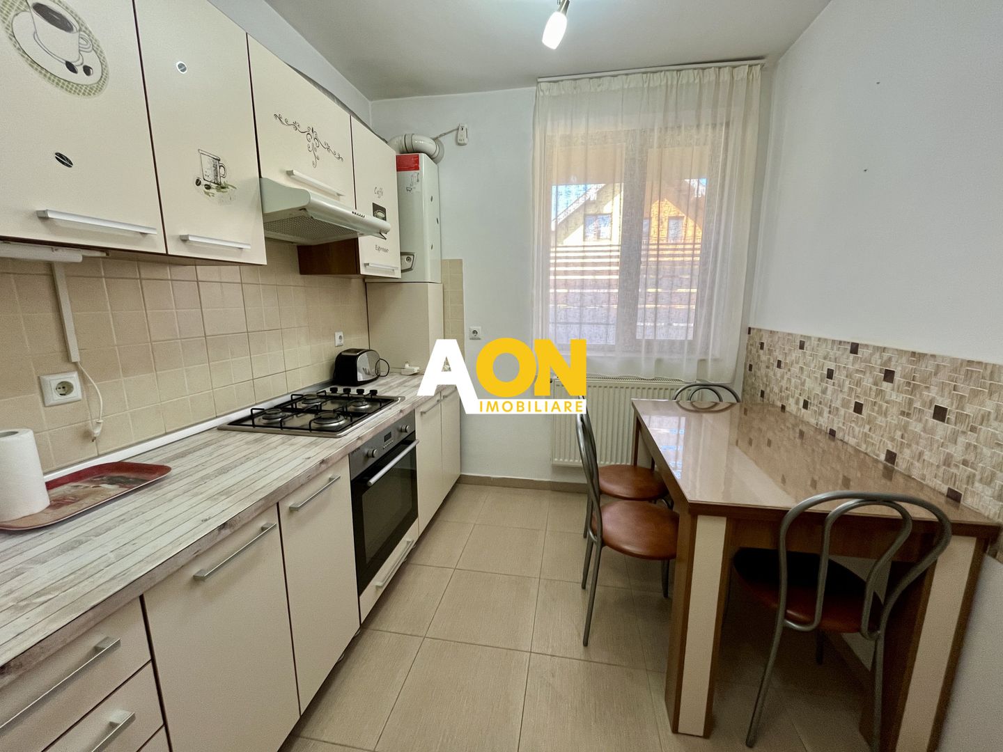 Casă de Tip Înșiruită, 3 Camere, Mobilată Complet, Zona Centru - Poză 9