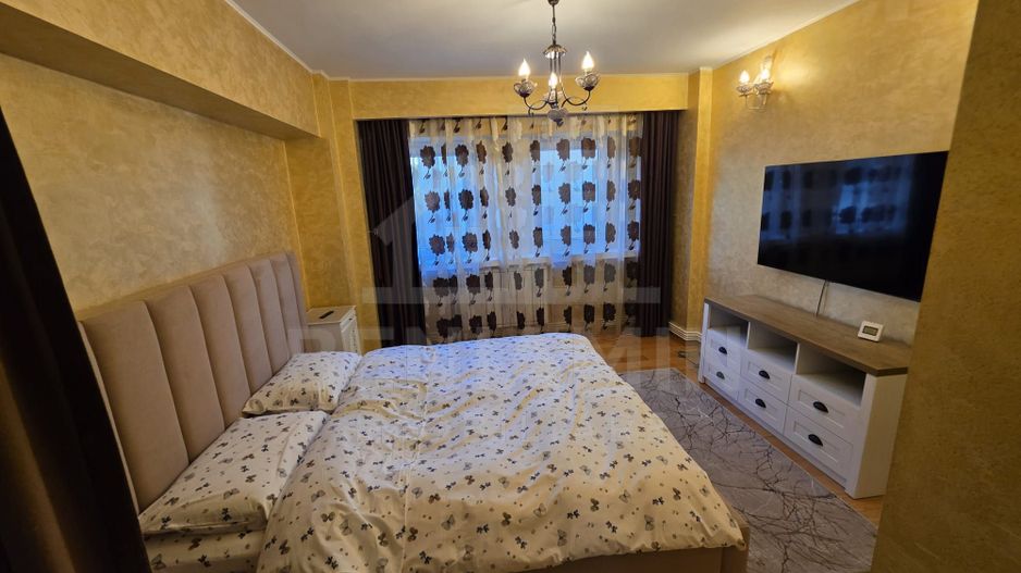 4 camere - etaj 1 - 94mp -mobilat-utilat- centrala - parcare - Teatru - Poză 4