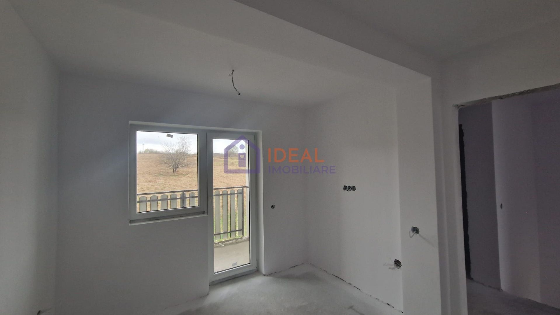 Casa Tip Duplex cu 4 camere si carport, in Cartierul Arhitectilor - Poză 8