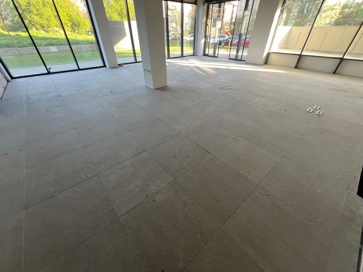 SPATIU COMERCIAL NOU CU MULTIPLE DESTINATII zona LIPOVEI - Poză 12
