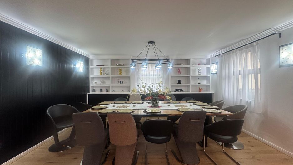 Pensiune deosebită în Bran || priveliște panoramică, facilitati premium - Poză 9