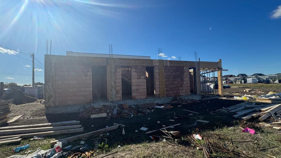 COMISION 0% | Casa duplex | Zona Mosnita Noua | 3 Camere | - Poză 4