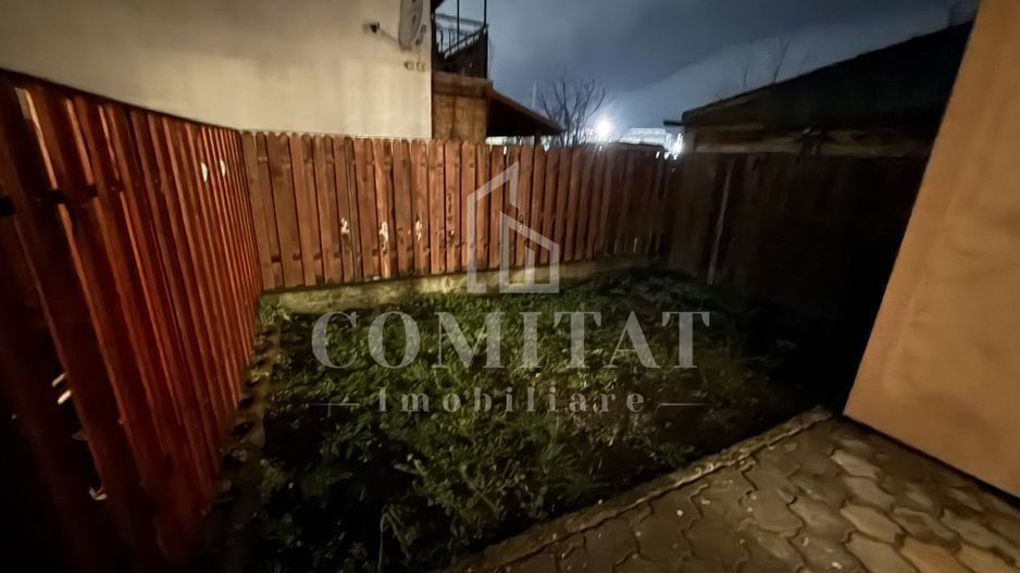 Casa înșiruită cu 4 camere | Parcare | Zona străzii A. Iancu Floresti - Poză 13