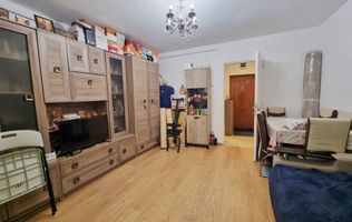 Garsoniera mobilata, 27.5 mp, zona Centru