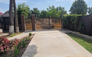 Proprietate deosebita, ocazie de investitie, la 20 km de Botosani - Poză 6