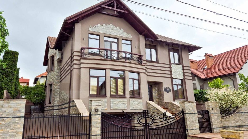 Chirie, casă, 5 camere, strada Primar Gherman Pântea, Râșcani - Poză 1